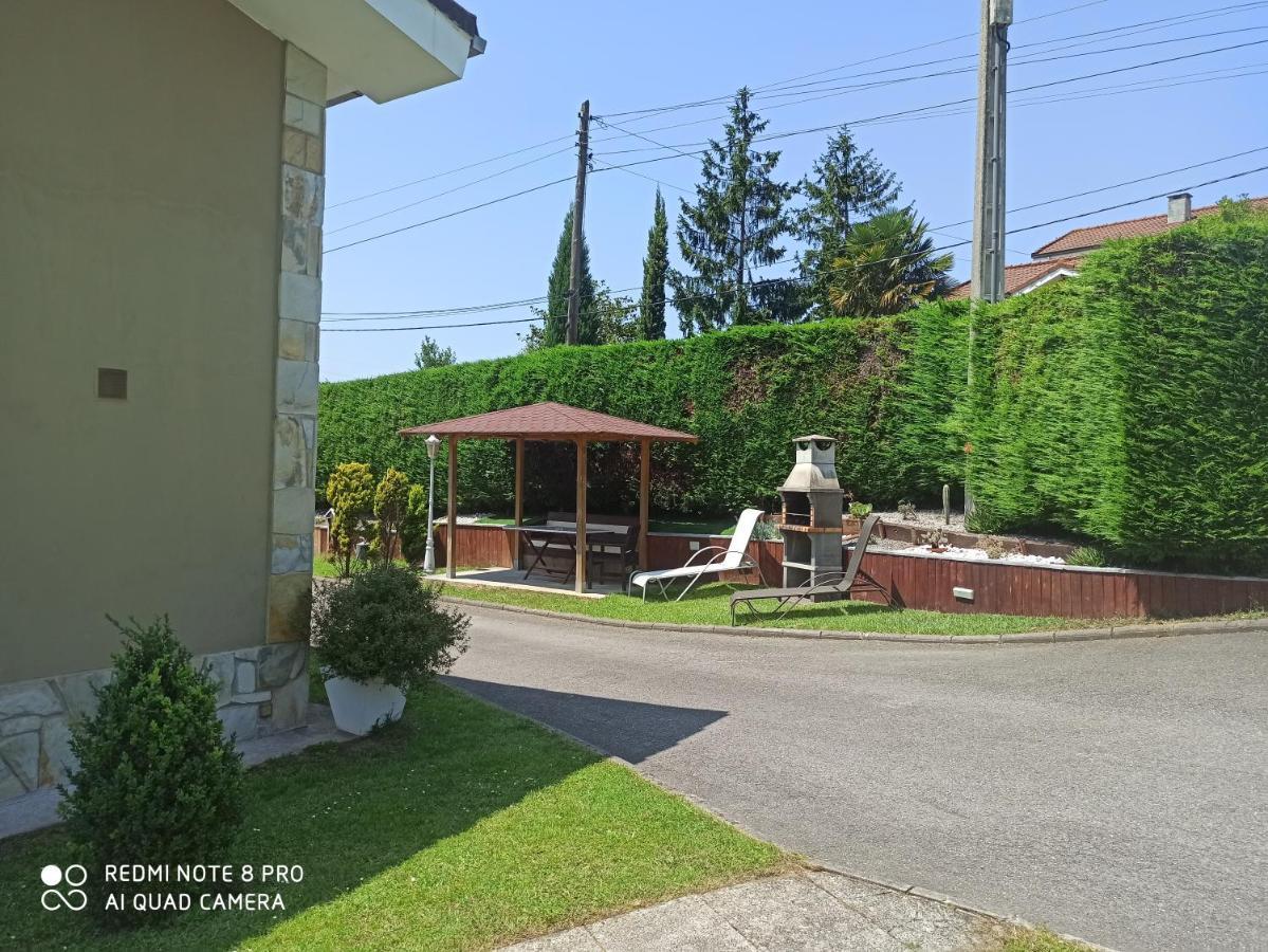 Apartamentos Puerta De Хіхон Екстер'єр фото
