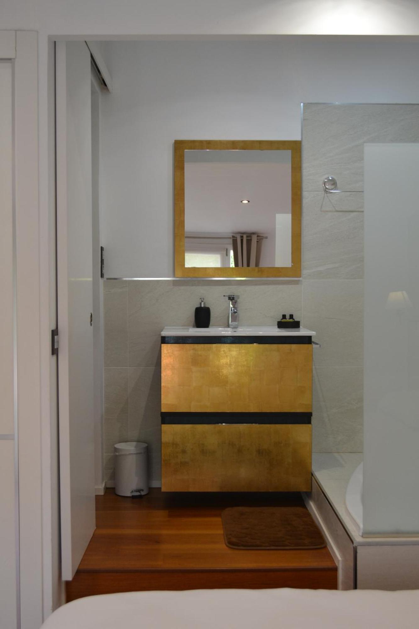 Apartamentos Puerta De Хіхон Екстер'єр фото