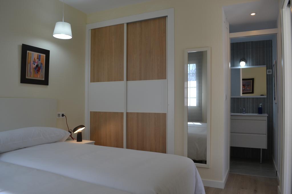 Apartamentos Puerta De Хіхон Екстер'єр фото